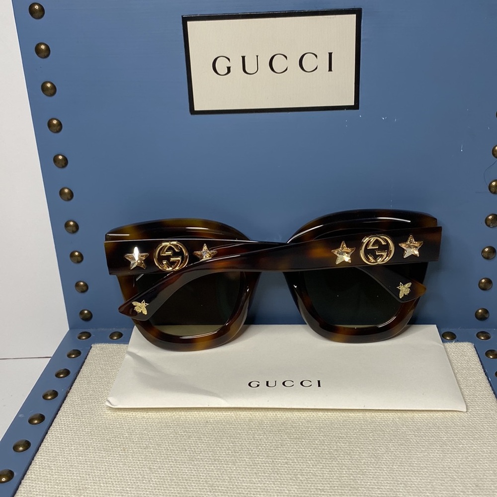 GUCCI Havana Butterfly Ladies Sunglasses
GG0208S 002 49 - Picture 13 of 16